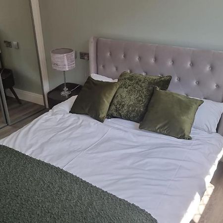 Jasmin Apartments - Luxury 1 & 2 Bedroom Units With Free Parking Bushey Exterior foto