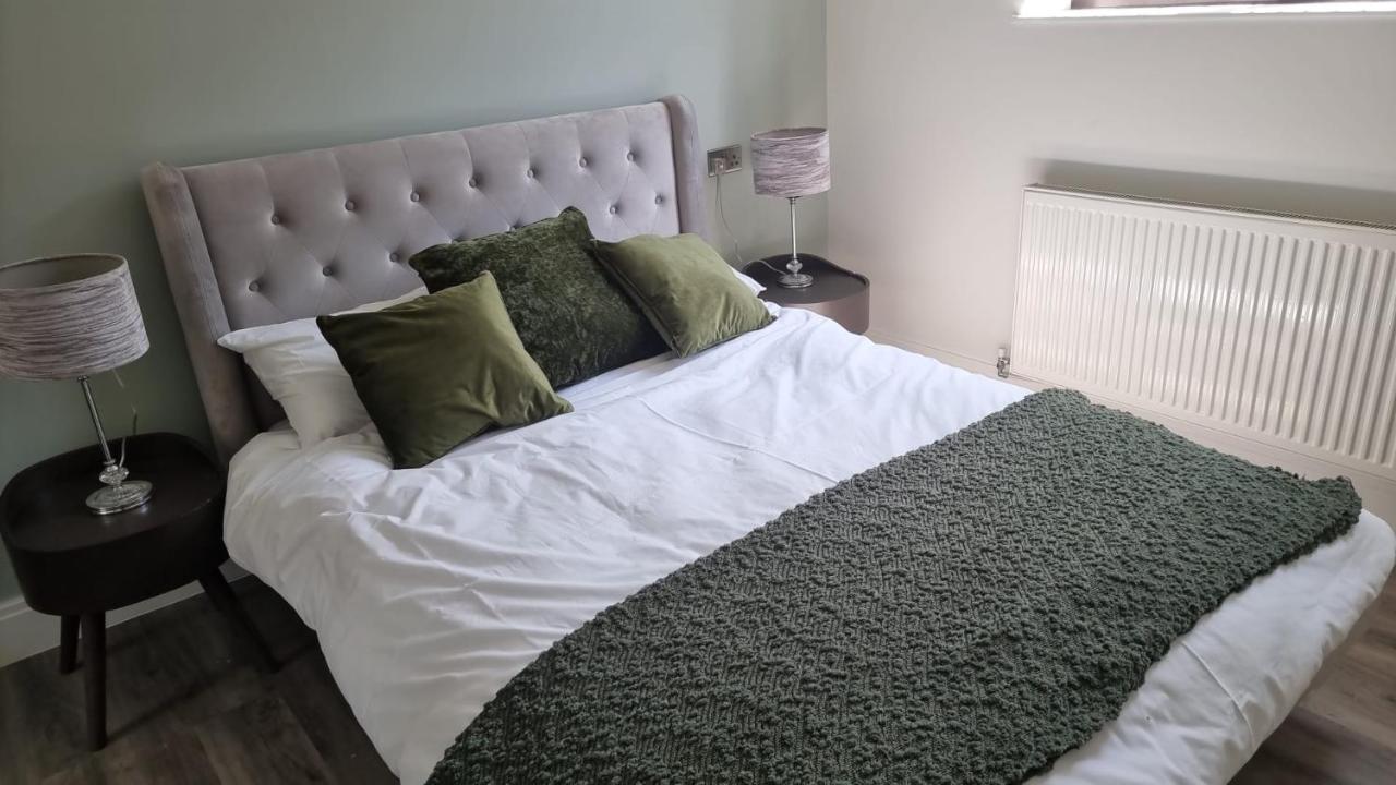 Jasmin Apartments - Luxury 1 & 2 Bedroom Units With Free Parking Bushey Exterior foto
